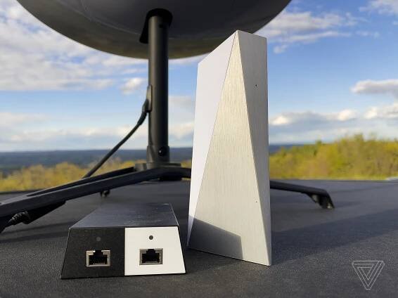 The Starlink power adapter and Wi-Fi router