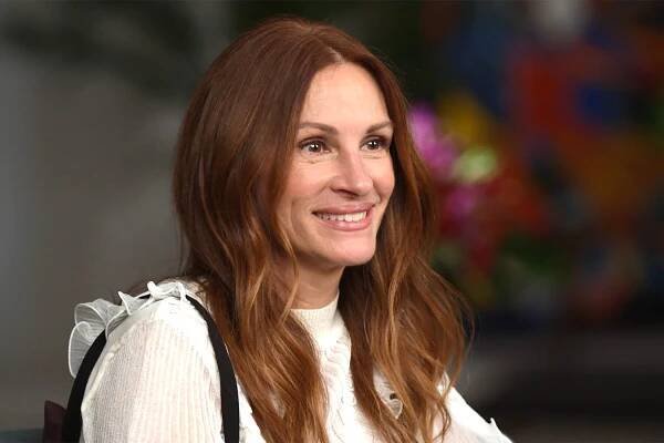 Julia Roberts Says She's Open with Her Three Kids About Days She 'Blew It' as a Mom