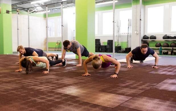 30 Day Burpee Challenge To Build Full Body Strength 3