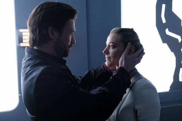 Dark Matter - Built, Not Born - Z filmu - Anthony Lemke, Zoie Palmer