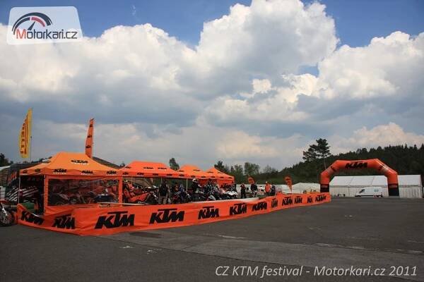 KTM a Husaberg Festival 2011 | Motorkáři.cz