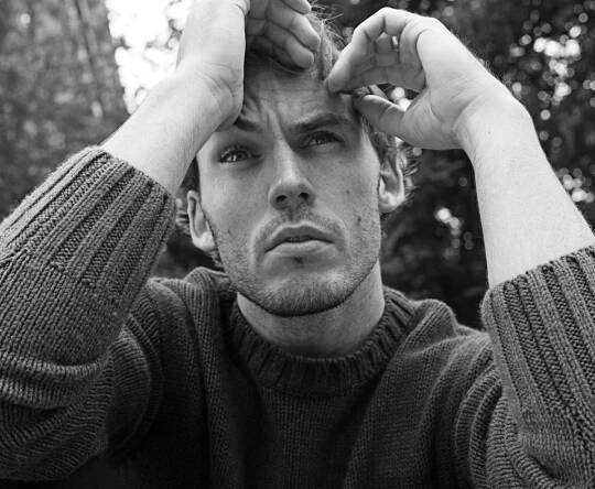 sam claflin 9.jpg