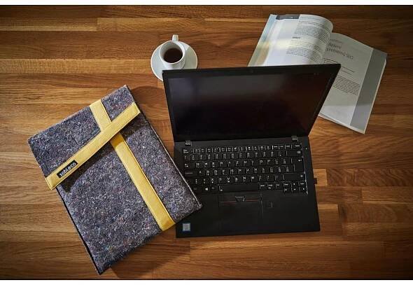OBAL NA NOTEBOOK