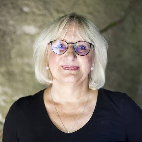 Vězni jsou taky tátové a mámy. Gabriela Kabátová pomáhá těm za mřížemi i dětem, které zůstaly venku