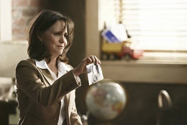 Bratři a sestry - Poslední vůle - Z filmu - Sally Field