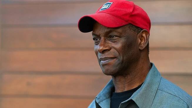 Dálkař Bob Beamon přijede poprvé do Česka