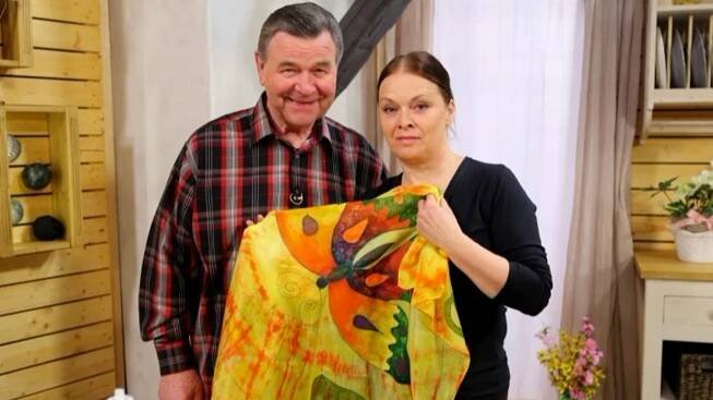 RECEPTÁŘ PRIMA NÁPADŮ: barvení hedvábí různými barvami a technikami