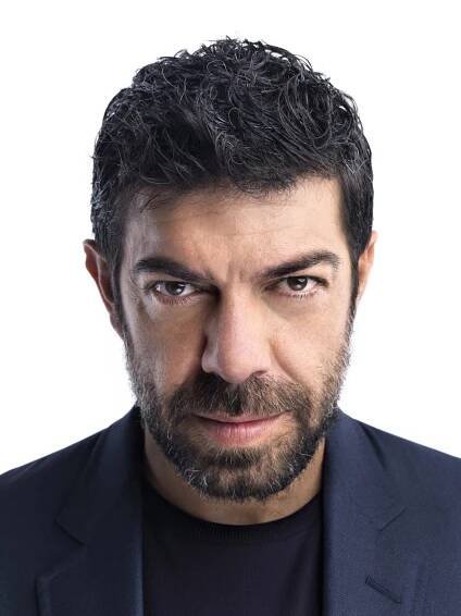 IL VINCITORE DEL DAVID DI DONATELLO PIERFRANCESCO FAVINO - Starpeoplenews