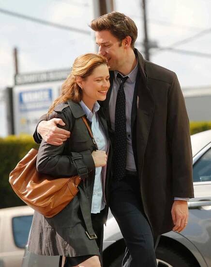 Jenna Fischer Says Fans of The Office 'Don't Understand' That She and John Krasinski Aren't a Couple