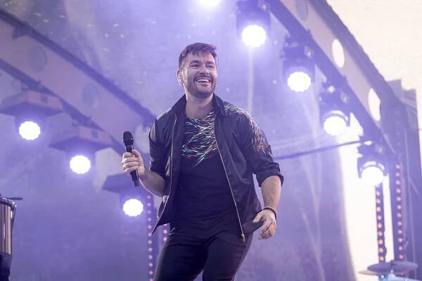 Marek Ztracený se pochlubil střípky z dovolené: Dubaj si užil s krásnou manželkou a synem, ze kterého už je kus chlapa
