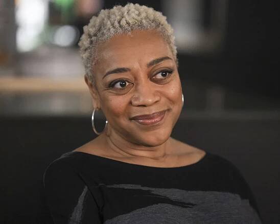 Karen Robinson - A Million Little Things - Listen - Z filmu