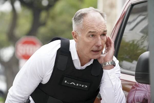 Zbrojnice - Old School Cool - Z filmu - Patrick St. Esprit