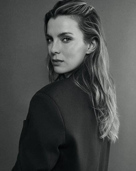 Betty Gilpin