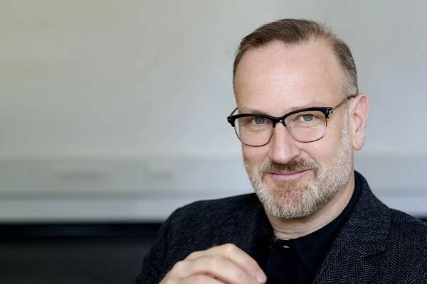Thomas Douglas, Actor & Speaker | Downloads