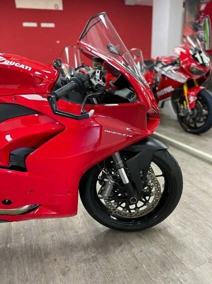 DUCATI PANIGALE V2 2020 MODEL 650 Miles Ducati