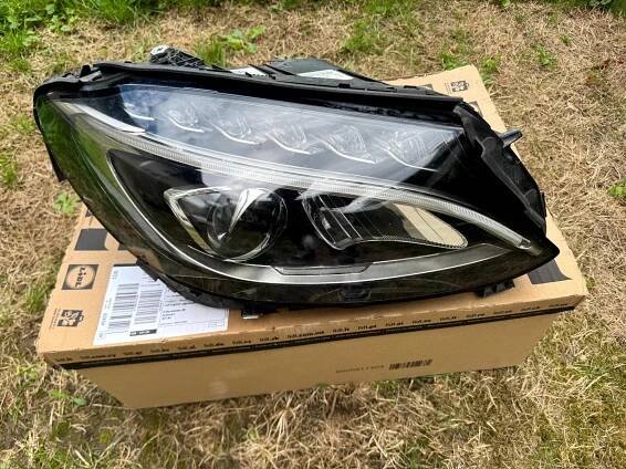 Mercedes C W205 Světlomet pravý Full LED OE: A2059062604
