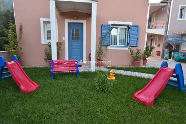 VILLA THEODORA - Řecko - Lefkada - Nikiana | Superzajezdy.cz