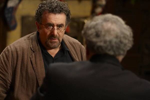 Skladiště 13 - Tajný Santa - Z filmu - Saul Rubinek