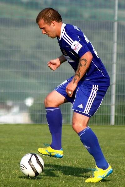 Soubor:SV Mattersburg vs FK Dukla Banská Bystrica 2013-06-21 (54).jpg – Wikipedie