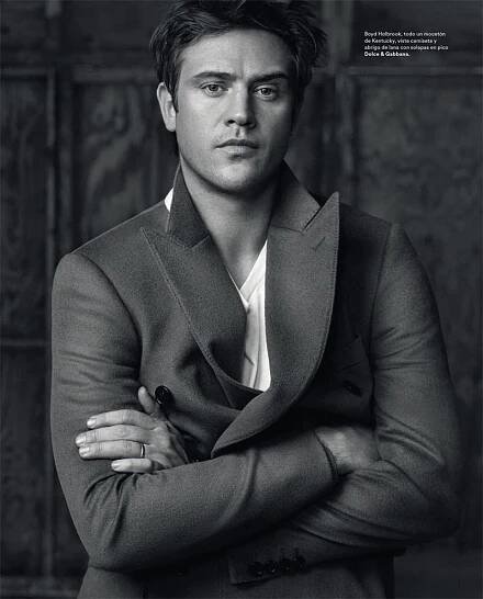 ICON El País
Actor Boyd Holbrook by Michael Schwartz with styling from Bill Mullen x the August 2018 issue of ICON El País
Grooming by Benjamin Thigpen
Cover