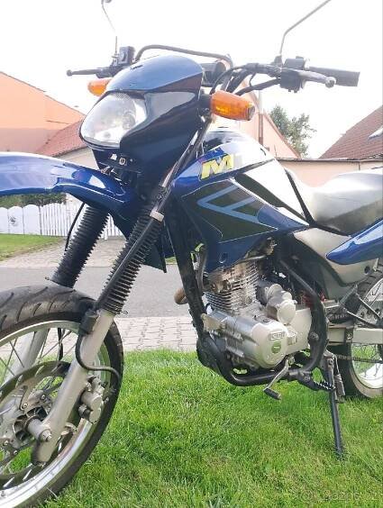 Tmec 125 enduro - Uherské Hradiště