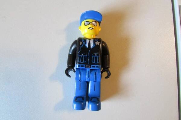 lego - panáček - POLICIE