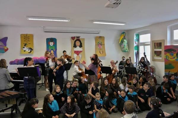 Výchovný koncert pro žáky Základní a Mateřské školy v Kaplici 12.4.2022 - Základní umělecká škola Kaplice