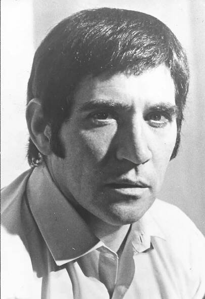 Gallery - Frank Finlay Net