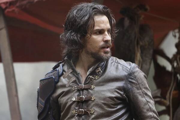 Tři mušketýři - Brothers in Arms - Z filmu - Santiago Cabrera