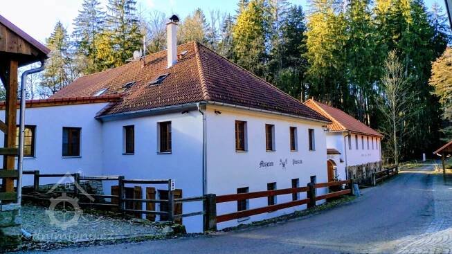 Zevlův, Městský, Bártlovský mlýn | Vodnimlyny.cz