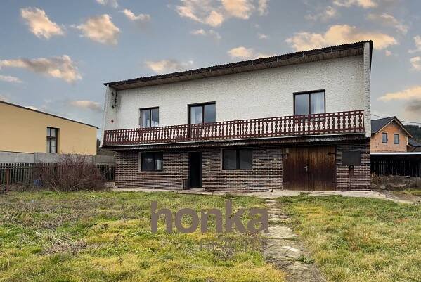 Prodej rodinného domu, 193 m2, Běštín, okres Beroun