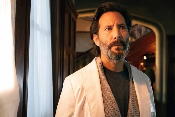Smrtící virus - K tomu vůbec nemělo dojít - Z filmu - Henry Ian Cusick