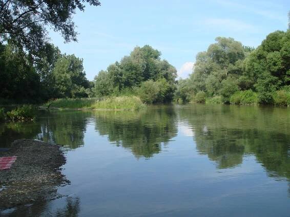 Soubor:Soutok Laborce s Cirochou.jpg