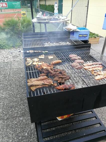 Punktsiege – Mal im Sport, mal beim Catering – Lichtenberger Tennisclub e.V.