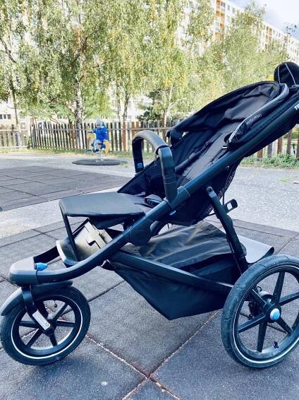 RECENZE Thule Urban Glide 2 - Těhu v běhu