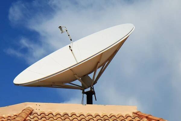 Skupina Barrandov obnovila vysílání na satelitu přes Skylink