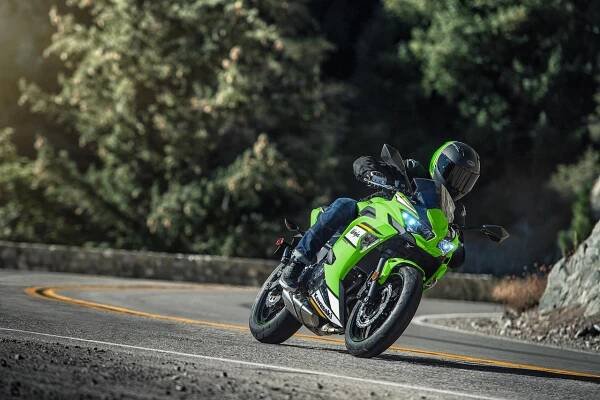 Ninja 650 | 2025 | Kawasaki