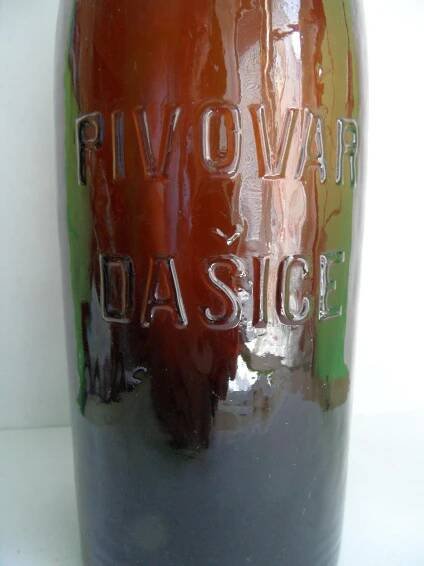 Pivovar Dašice 1l (bez zadního nápisu!) - Nápojový průmysl