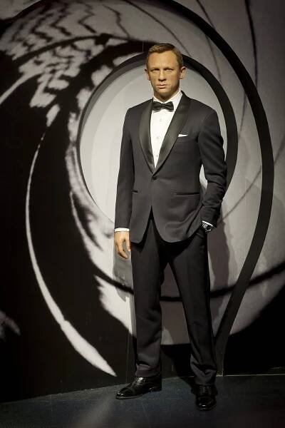 Daniel Craig slaví narozeniny. Na plátně šarmantní svůdník, v reálu šťastně zamilovaný do své ženy