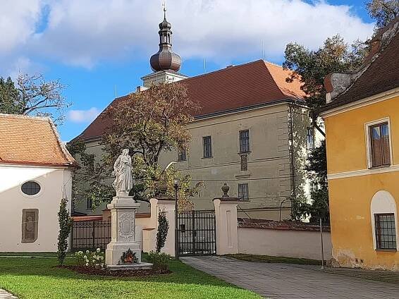 Fotografie - zámek Ivanovice na Hané - 04.11.2023