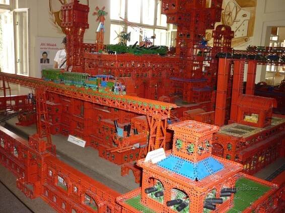 Muzeum Merkuru v Polici nad..., Tipy na výlet