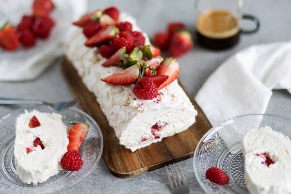Pavlova roláda