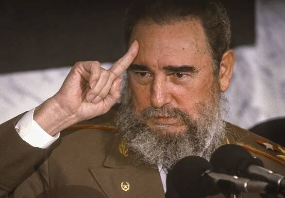 Ve věku 90 let zemřel bývalý kubánský vůdce Fidel Castro