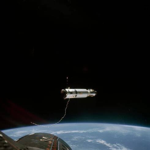 Gemini 11 – Wikipédia