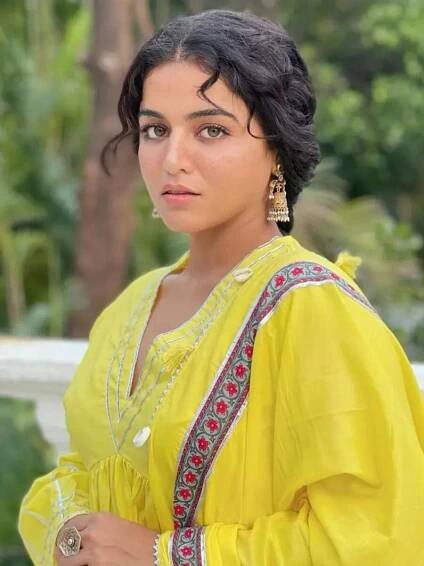 Wamiqa Gabbi captivates in stunning traditional ensembles inspired by culture