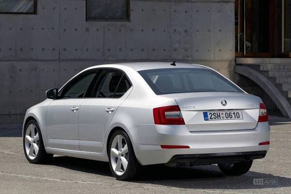 Technická data a údaje Skoda Octavia 2.0 TDI 184hp RS - Autonoto.cz