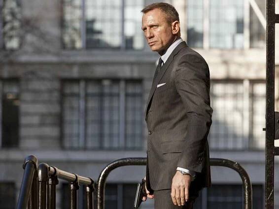 U příležitosti 50. výročí přichází do kin nová „bondovka“ s názvem Skyfall. 