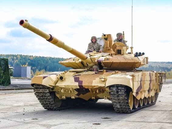Putinův trumf: Ruský moderní tank třetí generace T-90AM čeká, kdy dostane „povolávací rozkaz“ - Techsvět