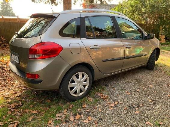 Bazar: prodej Renault Clio 3, 1,2tce 74kW manuál, ojeté, benzín, rok 2009, barva hnědá - Portál řidiče