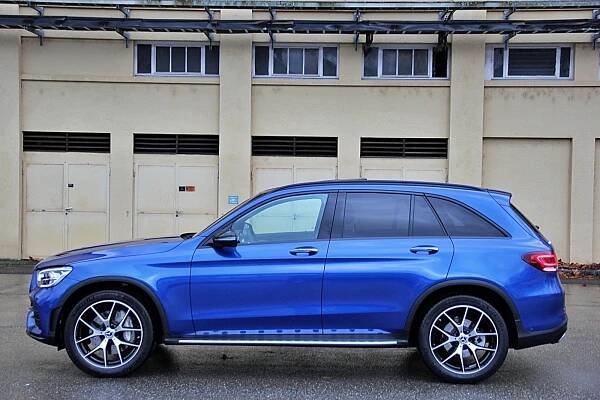 MERCEDES-BENZ GLC 400 d 4Matic AMG Line 9G-Tronic-showroom-element-1